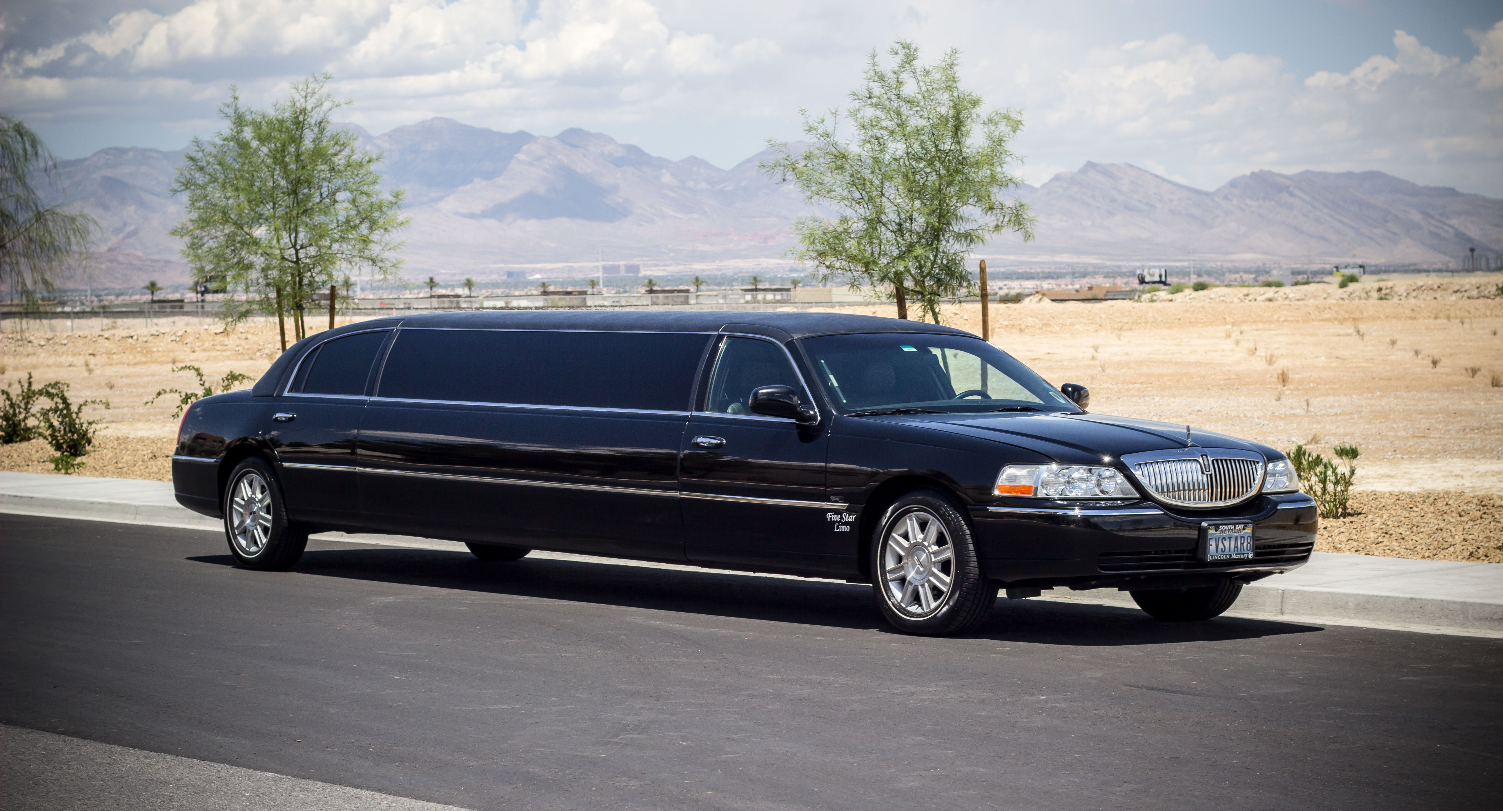 Luxury car 4